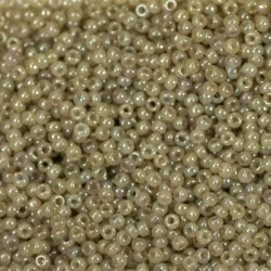 ROUND ROCAILLE 11/0 Celery 2374 ROUND ROCAILLE 11/0 Celery 2374