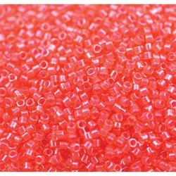 DELICA ROUND 11/0 (1,6mm), DB-2051 Luminous Poppy Red DELICA ROUND 11/0 (1,6mm), DB-2051 Luminous Poppy Red