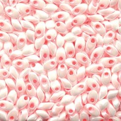 LONG MAGATAMA Opaque Pink Luster  427 LONG MAGATAMA Opaque Pink Luster  427