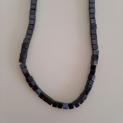 ХЕМАТИТ  КУБ  3mm