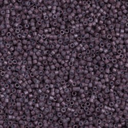DELICA ROUND 11/0 (1,6mm), DB-662 Opaque Dyed Dark Purple DELICA ROUND 11/0 (1,6mm), DB-662 Opaque Dyed Dark Purple