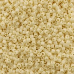 DELICA ROUND 11/0 (1,6mm), DB-732 Opaque Cream DELICA ROUND 11/0 (1,6mm), DB-732 Opaque Cream
