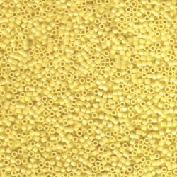 DELICA ROUND 11/0 (1,6mm), DB-1132 Opaque Canary DELICA ROUND 11/0 (1,6mm), DB-1132 Opaque Canary