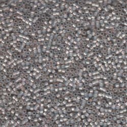 DELICA ROUND 11/0 (1,6mm), DB-1456 Light Taupe Opal DELICA ROUND 11/0 (1,6mm), DB-1456 Light Taupe Opal