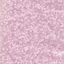 DELICA ROUND 11/0 (1,6mm), DB-675 Pale Rose Silk Satin  DELICA ROUND 11/0 (1,6mm), DB-675 Pale Rose Silk Satin