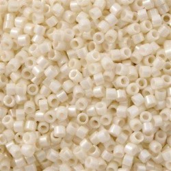 DELICA ROUND 11/0 (1,6mm), DB-203 Opaque Eggshell DELICA ROUND 11/0 (1,6mm), DB-203 Opaque Eggshell