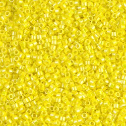 DELICA ROUND 11/0 (1,6mm), DB-160 Opaque Yellow AB DELICA ROUND 11/0 (1,6mm), DB-160 Opaque Yellow AB