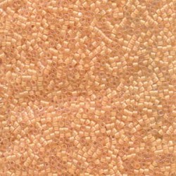 DELICA ROUND 11/0 (1,6mm), DB-67 Lined Flesh AB DELICA ROUND 11/0 (1,6mm), DB-67 Lined Flesh AB