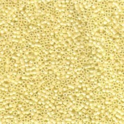 DELICA ROUND 11/0 (1,6mm), DB-1501 Opaque Pale Yellow AB DELICA ROUND 11/0 (1,6mm), DB-1501 Opaque Pale Yellow AB