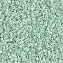 DELICA ROUND 11/0 (1,6mm), DB-1506 Opaque Lt. Mint AB DELICA ROUND 11/0 (1,6mm), DB-1506 Opaque Lt. Mint AB