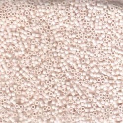 DELICA ROUND 11/0 (1,6mm), DB-1510 Matted Opaque Bisque White DELICA ROUND 11/0 (1,6mm), DB-1510 Matted Opaque Bisque White