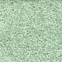 DELICA ROUND 11/0 (1,6mm), DB-1516 Matted Opaque Lt. Mint DELICA ROUND 11/0 (1,6mm), DB-1516 Matted Opaque Lt. Mint