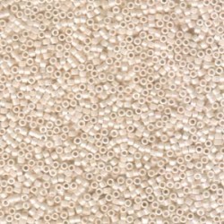 DELICA ROUND 11/0 (1,6mm), DB-1530 Opaque Bisque White Ceylon DELICA ROUND 11/0 (1,6mm), DB-1530 Opaque Bisque White Ceylon
