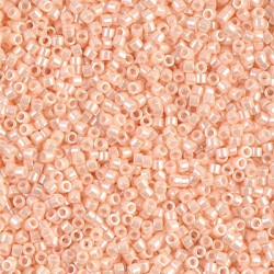 DELICA ROUND 11/0 (1,6mm), DB-1532 Opaque Light Peach Ceylon DELICA ROUND 11/0 (1,6mm), DB-1532 Opaque Light Peach Ceylon