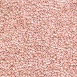 DELICA ROUND 11/0 (1,6mm), DB-1533 Opaque Light Salmon Ceylon DELICA ROUND 11/0 (1,6mm), DB-1533 Opaque Light Salmon Ceylon