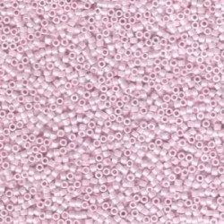 DELICA ROUND 11/0 (1,6mm), DB-1534  Opaque Pale Rose Ceylon DELICA ROUND 11/0 (1,6mm), DB-1534  Opaque Pale Rose Ceylon