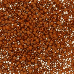 DELICA ROUND 11/0 (1,6mm), DB-2352 Duracoat Opaque Dyed Terracotta DELICA ROUND 11/0 (1,6mm), DB-2352 Duracoat Opaque Dyed Terracotta