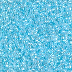 DELICA ROUND 11/0 (1,6mm), DB-239 Lined Crystal Light Aquamarine Luster DELICA ROUND 11/0 (1,6mm), DB-239 Lined Crystal Light Aquamarine Luster