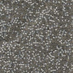 DELICA ROUND 11/0 (1,6mm), DB-630 Silver Lined Taupe Alabaster DELICA ROUND 11/0 (1,6mm), DB-630 Silver Lined Taupe Alabaster