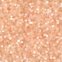DELICA ROUND 11/0 (1,6mm), DB-821 Pale Apricot Silk Satin DELICA ROUND 11/0 (1,6mm), DB-821 Pale Apricot Silk Satin