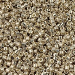 DELICA ROUND 11/0 (1,6mm), DB-1831 Duracoat Galvanized Silver DELICA ROUND 11/0 (1,6mm), DB-1831 Duracoat Galvanized Silver