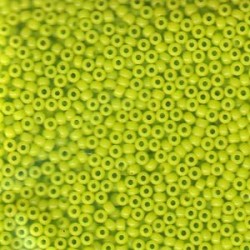 ROUND ROCAILLE 11/0 Opaque Chartreuse 416 ROUND ROCAILLE 11/0 Opaque Chartreuse 416