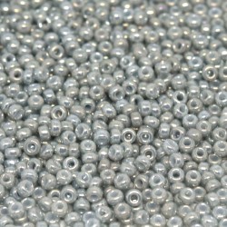ROUND ROCAILLE 11/0 Opaque Gray Luster 1866 ROUND ROCAILLE 11/0 Opaque Gray Luster 1866
