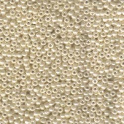 ROUND ROCAILLE 8/0 Opaque Luster 592 ROUND ROCAILLE 8/0 Opaque Luster 592