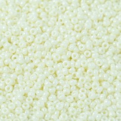 ROUND ROCAILLE 11/0 Opaque Luster 421 ROUND ROCAILLE 11/0 Opaque Luster 421