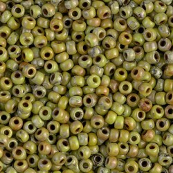 ROUND ROCAILLE 11/0 Picasso Opaque  Chartreuse 4515 ROUND ROCAILLE 11/0 Picasso Opaque  Chartreuse 4515
