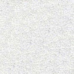 ROUND ROCAILLE 11/0 White Pearl AB 471 ROUND ROCAILLE 11/0 White Pearl AB 471