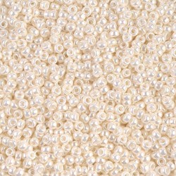 ROUND ROCAILLE 11/0 Antique Ivory Pearl Ceylon 592 ROUND ROCAILLE 11/0 Antique Ivory Pearl Ceylon 592