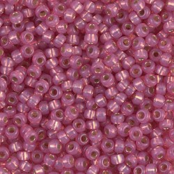 ROUND ROCAILLE 8/0 Dark Rose Silver Lined Alabaster 645 ROUND ROCAILLE 8/0 Dark Rose Silver Lined Alabaster 645