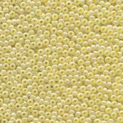 ROUND ROCAILLES  6/0 Opaque Yellow Luster 37186- 50gr ROUND ROCAILLES  6/0 Opaque Yellow Luster 37186- 50gr