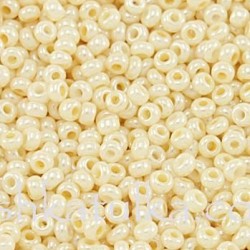 ROUND ROCAILLES 8/0 Cream Luster- 46113 ROUND ROCAILLES 8/0 Cream Luster- 46113