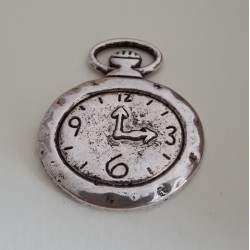 Clock 32x30 mm Antique Silver Clock 32x30 mm Antique Silver