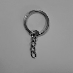 SPLIT RING 28 mm CHROME COLOUR WITH CHAIN SPLIT RING 28 mm CHROME COLOUR WITH CHAIN